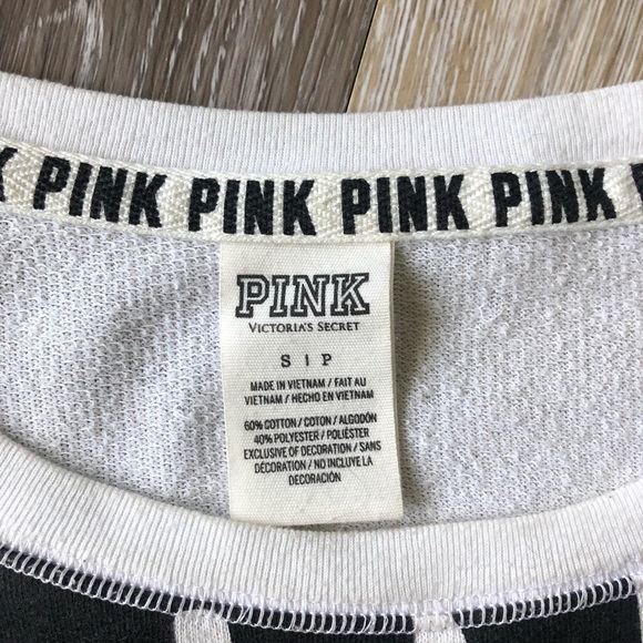 3 for $25 💕 PINK crew neck - Picture 2 of 2